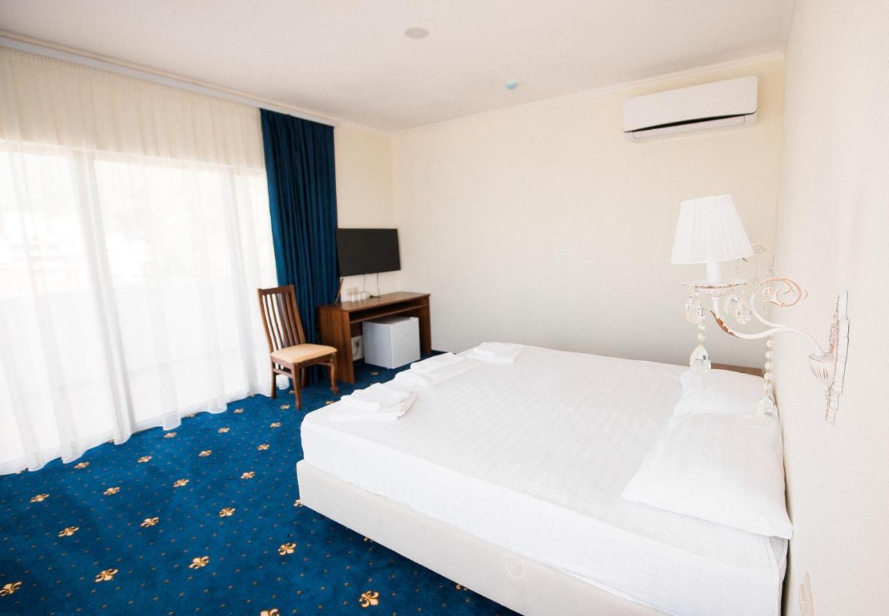 Evropa Hotel Gagra Exterior foto